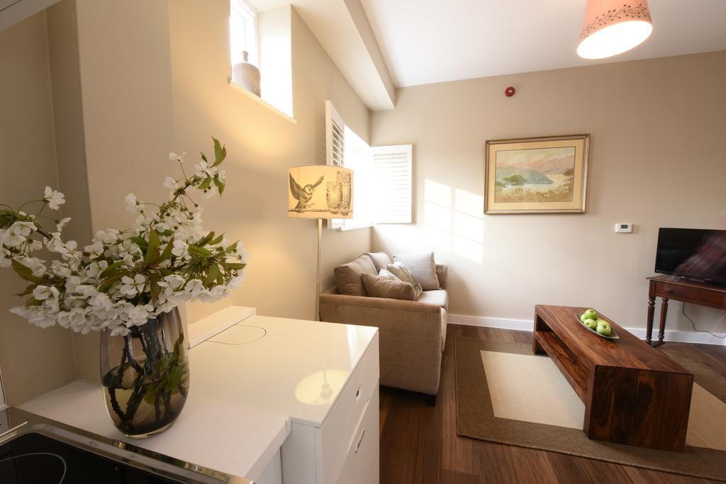 Woodstock Suites Charlton  Esterno foto