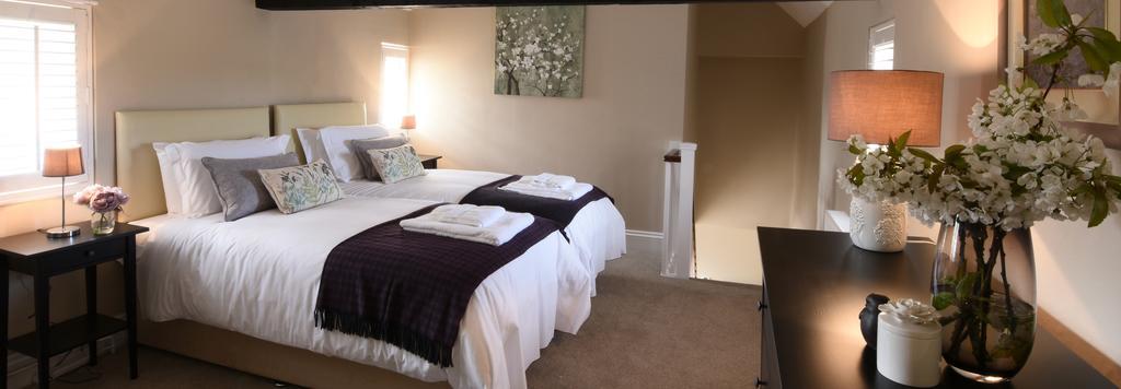 Woodstock Suites Charlton  Esterno foto
