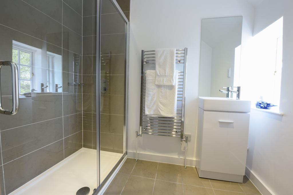 Woodstock Suites Charlton  Esterno foto